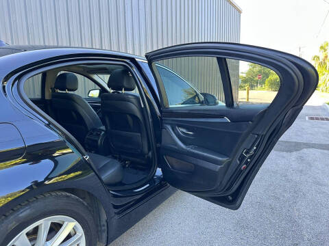 2014 BMW 5 Series 528i