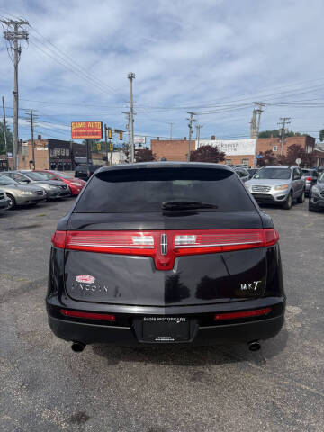 2019 Lincoln MKT Reserve