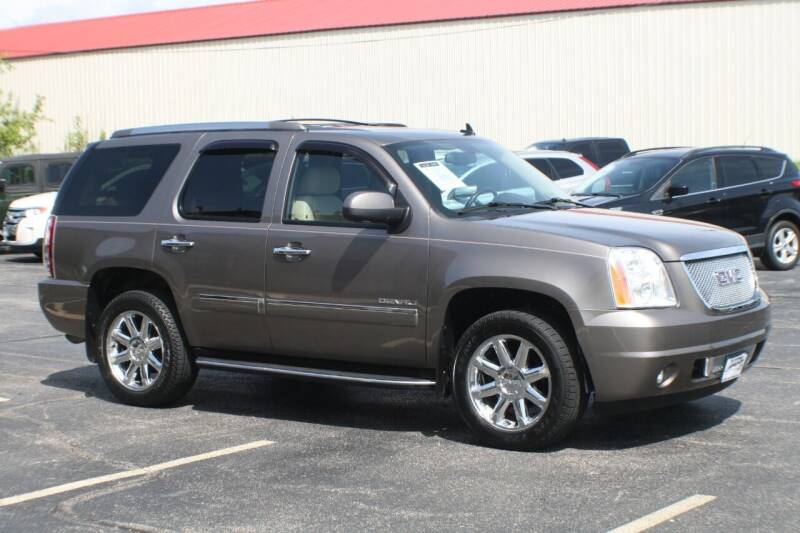 2011 GMC Yukon for sale at Champion Motor Cars in Machesney Park IL