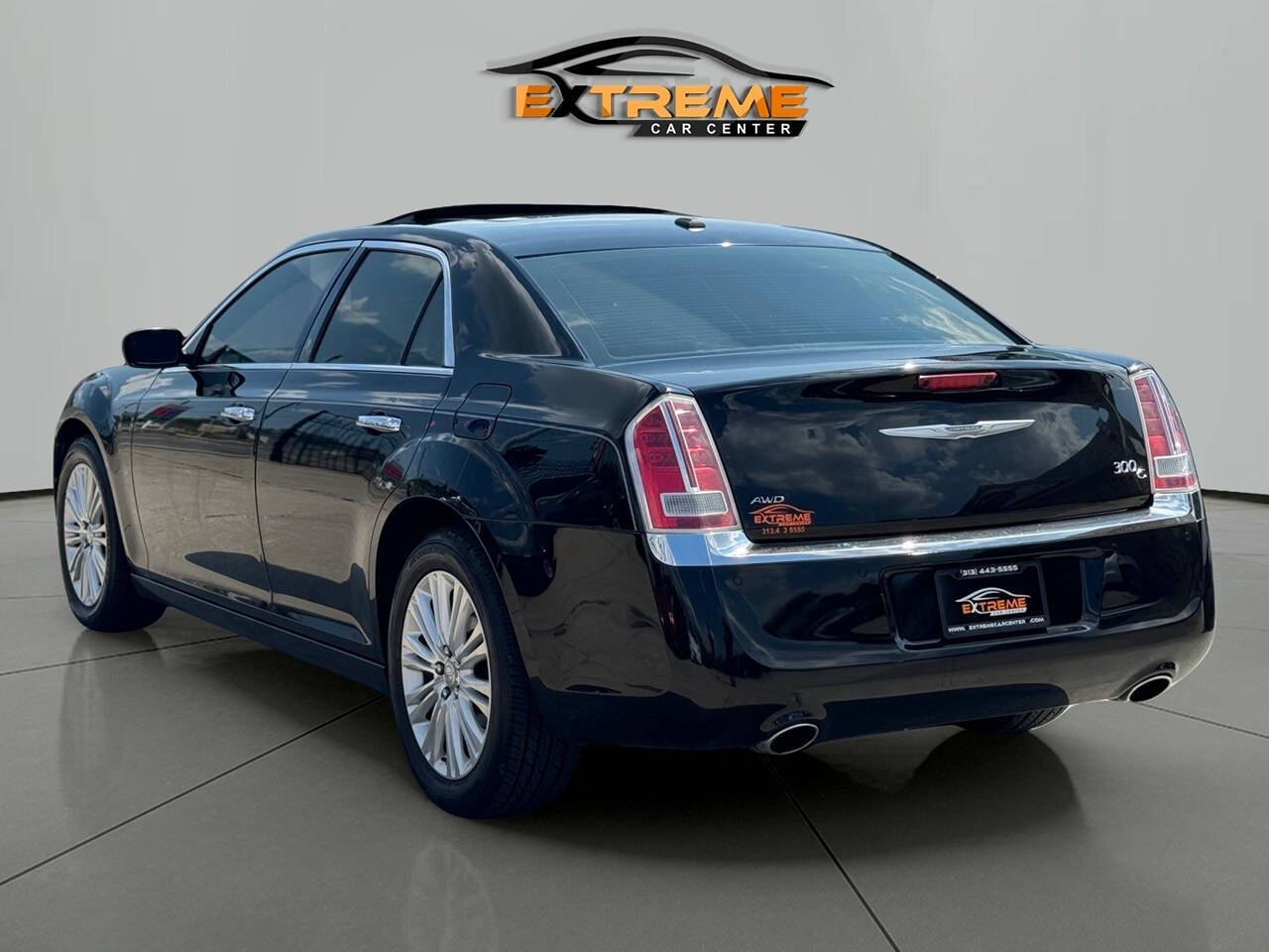 2014 Chrysler 300 for sale at Extreme Car Center in Detroit, MI