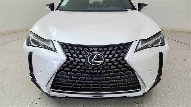 2022 Lexus UX 200