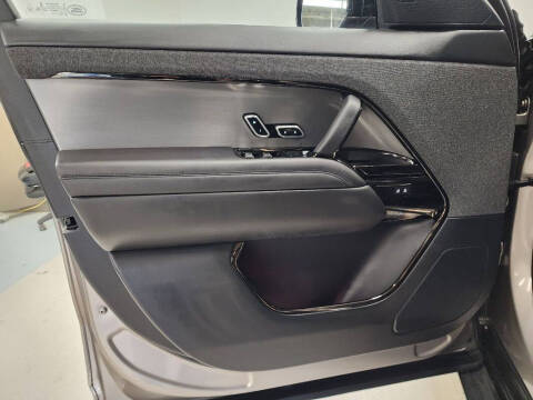 2023 Land Rover Range Rover Sport P360 SE