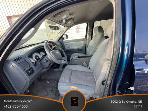 2005 Dodge Dakota SLT