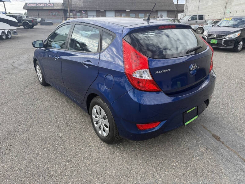 2016 Hyundai Accent SE