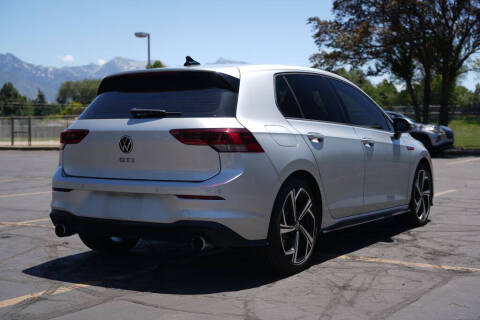 2024 Volkswagen Golf GTI SE