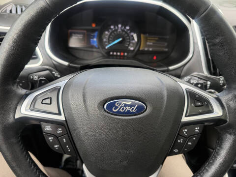 2016 Ford Edge Sport