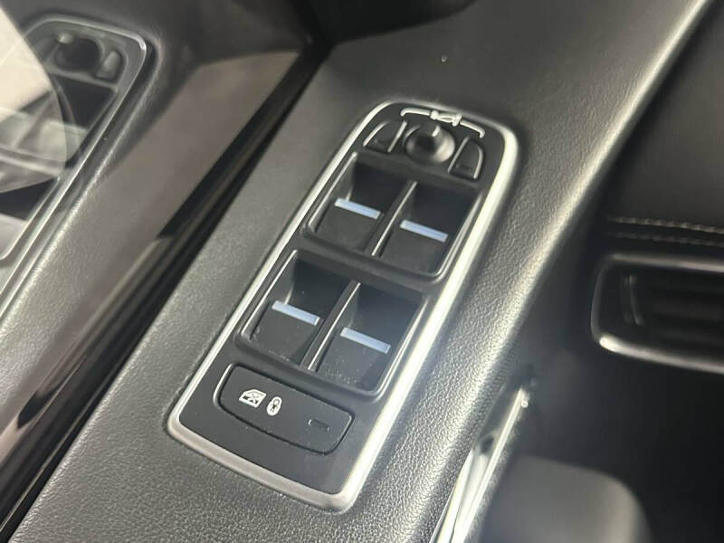 2020 Jaguar F-PACE SVR