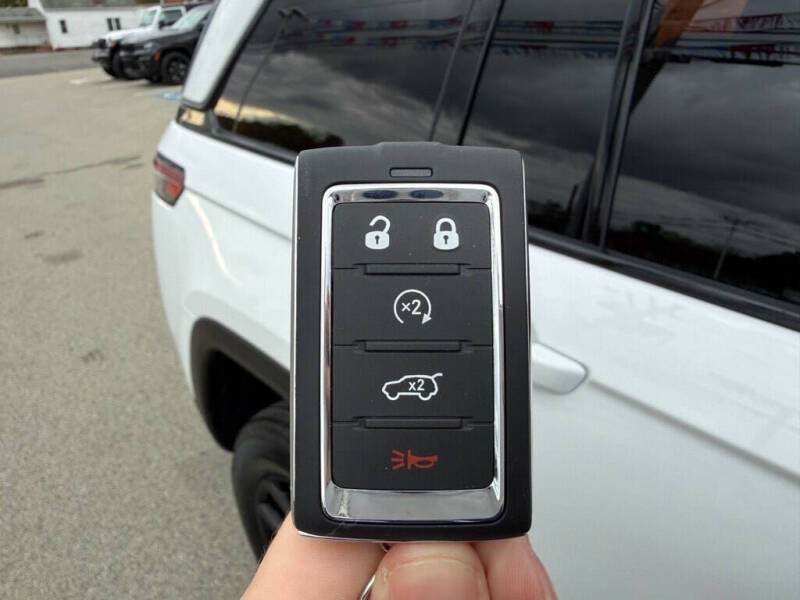 2025 Jeep Grand Cherokee Altitude X