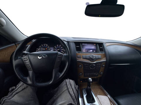 2014 Infiniti QX80