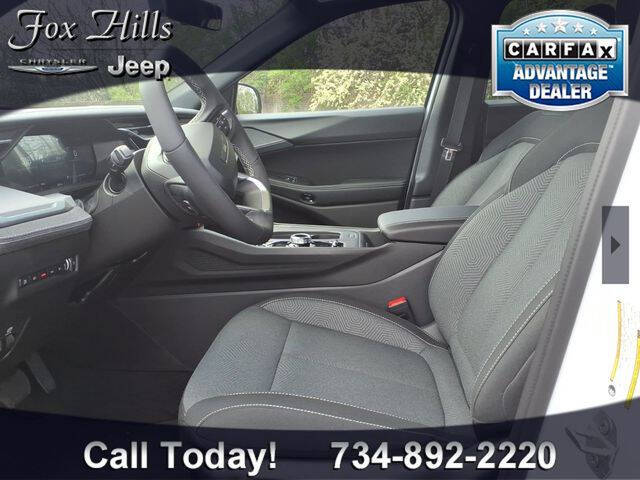 2026 Jeep Cherokee Laredo