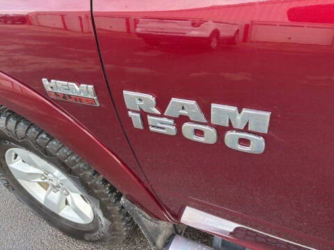 2017 RAM 1500 SLT