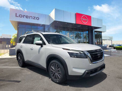 2025 Nissan Pathfinder SL