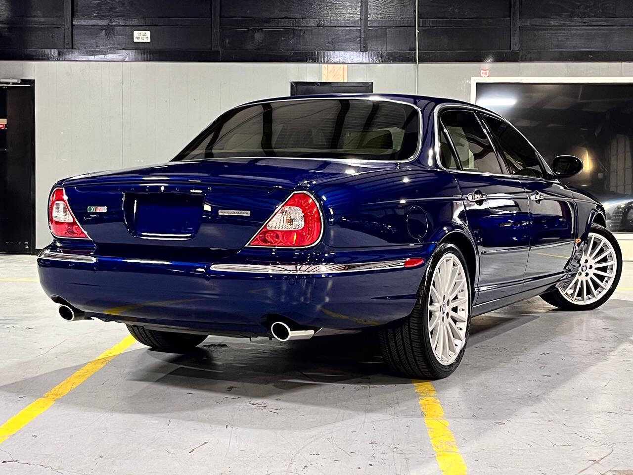 2004 Jaguar XJR for sale at Carnival Car Company in Victoria, TX