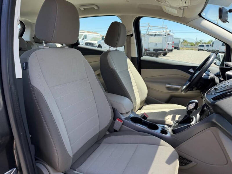 2016 Ford C-MAX Hybrid SE