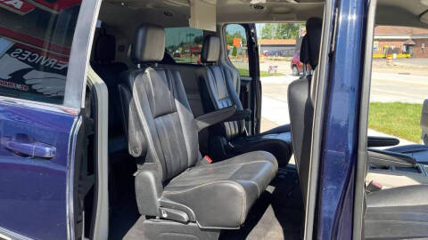 2014 Chrysler Town and Country Touring
