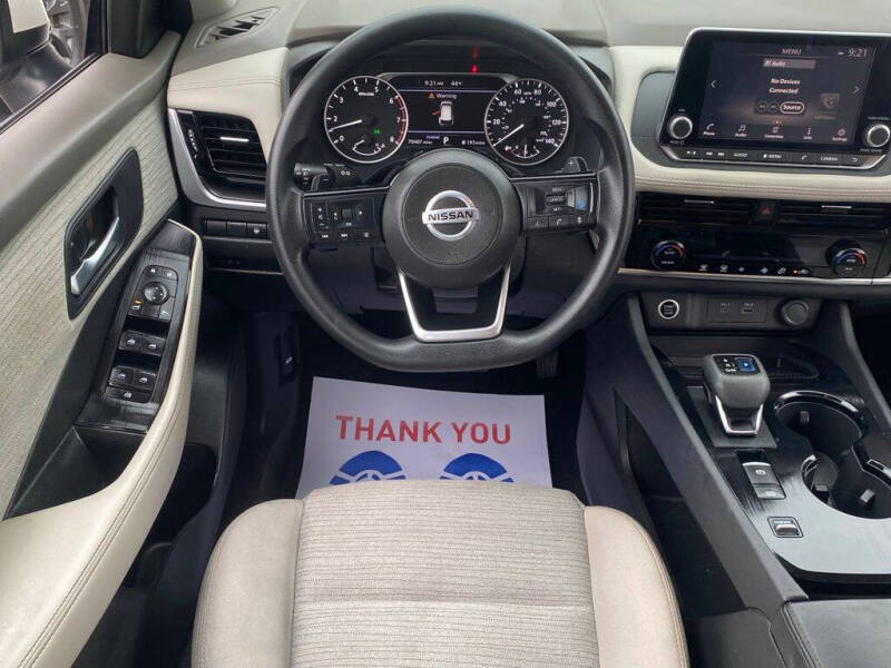 2021 Nissan Rogue SV