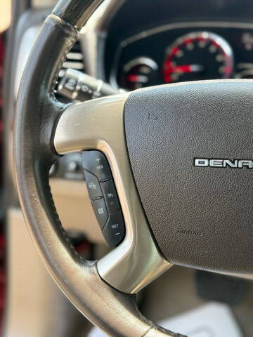 2016 GMC Acadia Denali