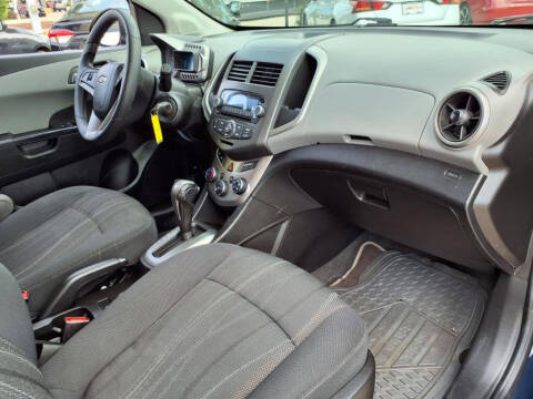 2015 Chevrolet Sonic LT Auto