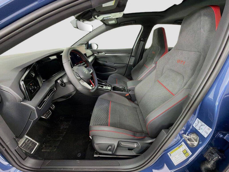 2026 Volkswagen Golf GTI SE