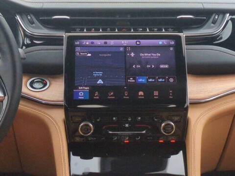 2025 Jeep Grand Cherokee L Summit Reserve