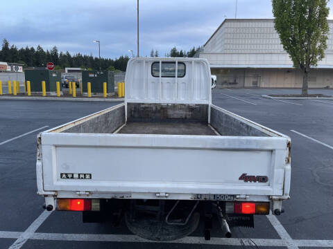 1998 Mitsubishi Canter