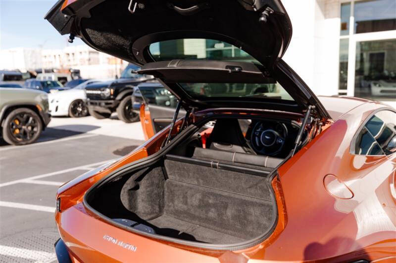 2020 Aston Martin Vantage