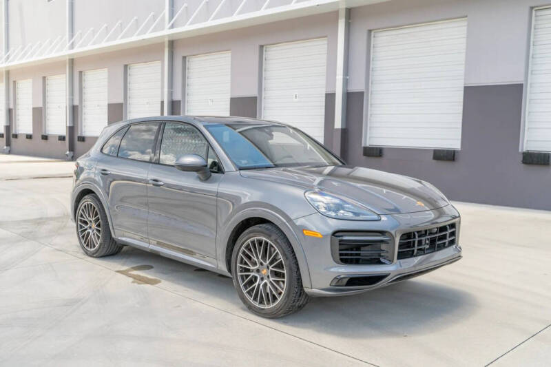 2023 Porsche Cayenne