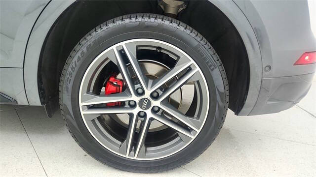 2024 Audi Q5 e quattro S line Prestg 55 TFSI