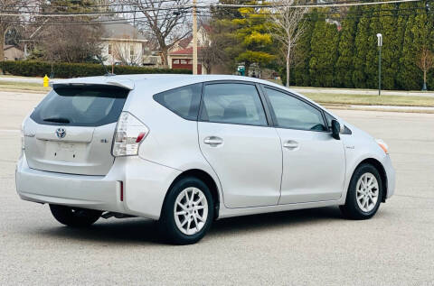 2012 Toyota Prius v Five