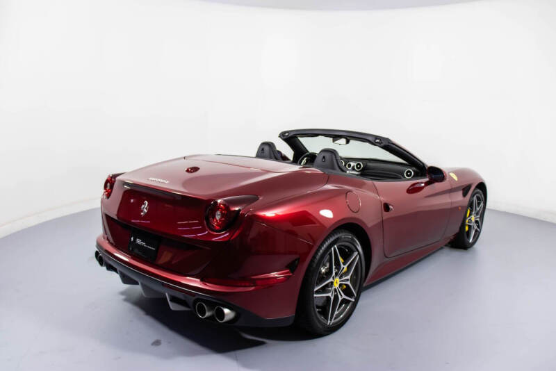 2015 Ferrari California T