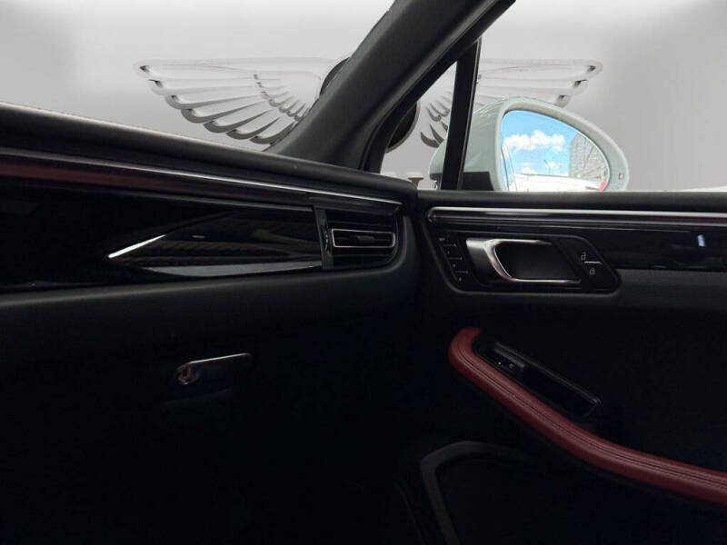 2020 Porsche Macan