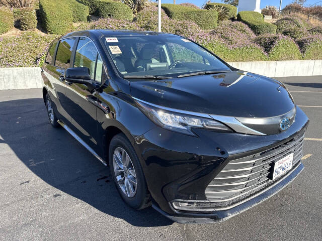 2023 Toyota Sienna for sale at Envision Toyota of Milpitas in Milpitas, CA