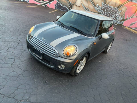 2010 MINI Cooper for sale at Supreme Auto Gallery LLC in Kansas City MO