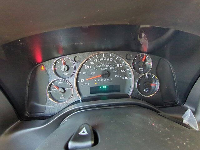 2025 Chevrolet Express 2500