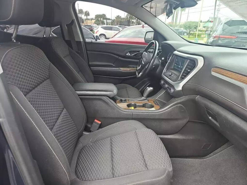 2019 GMC Acadia SLE-1