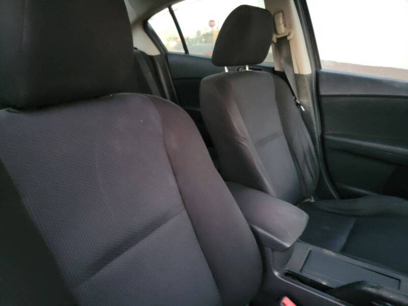 2010 Mazda MAZDA3 i Sport