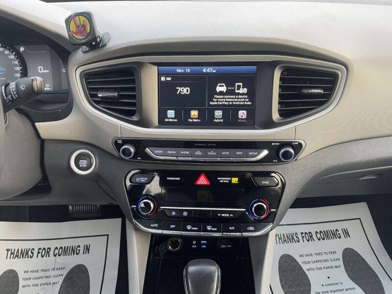 2017 Hyundai Ioniq Hybrid SEL