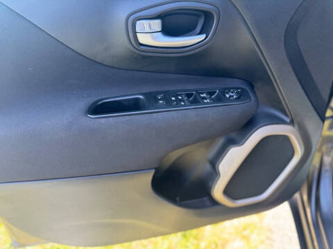 2017 Jeep Renegade Altitude