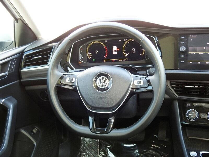 2019 Volkswagen Jetta  - $18,900