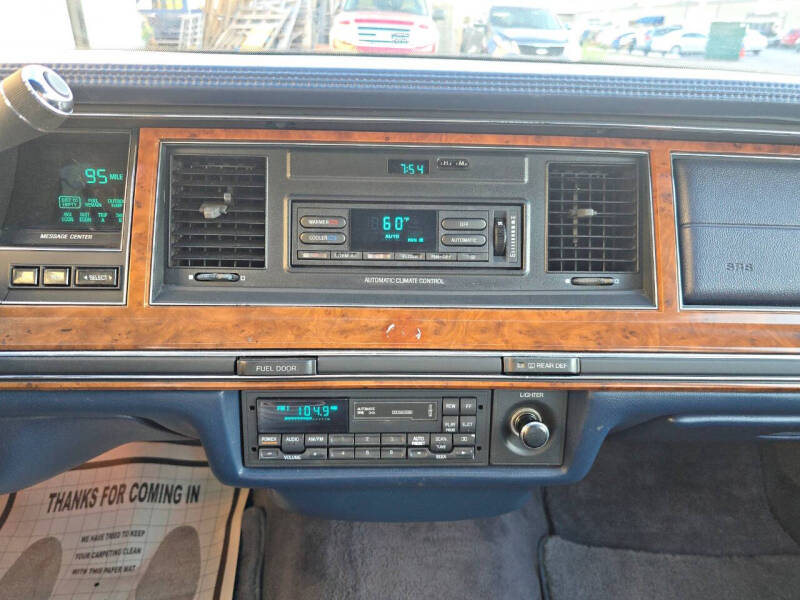 1994 Lincoln Town Car Executive