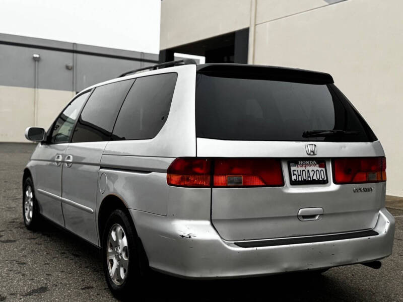 2004 Honda Odyssey EX w/DVD