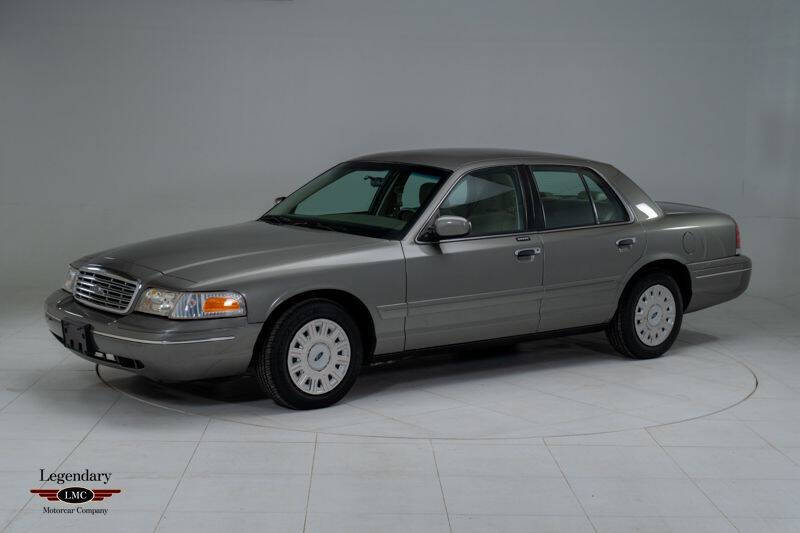 2003 Ford Crown Victoria