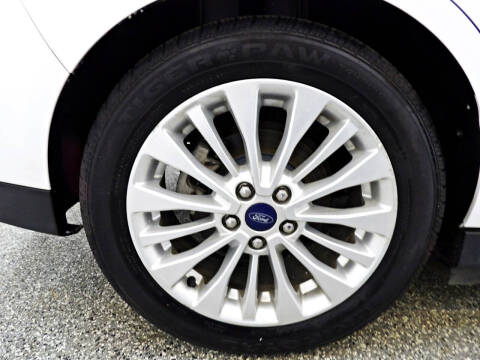 2017 Ford C-MAX Hybrid SE