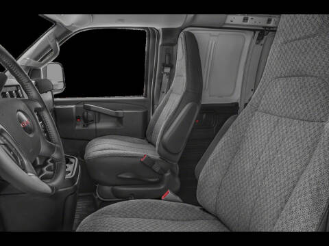 2022 GMC Savana 2500