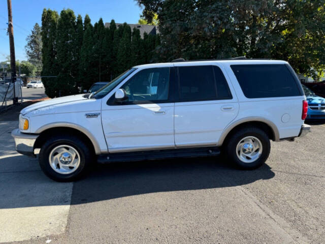 1998 Ford Expedition for sale at Carz Connect LLC in Portland, OR