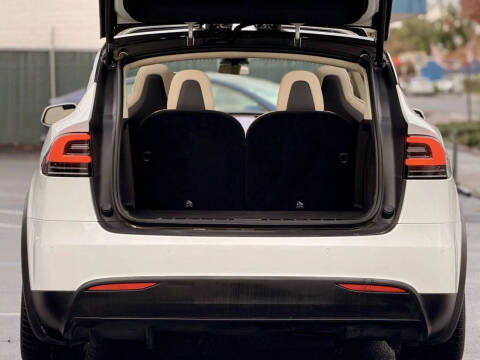 2017 Tesla Model X