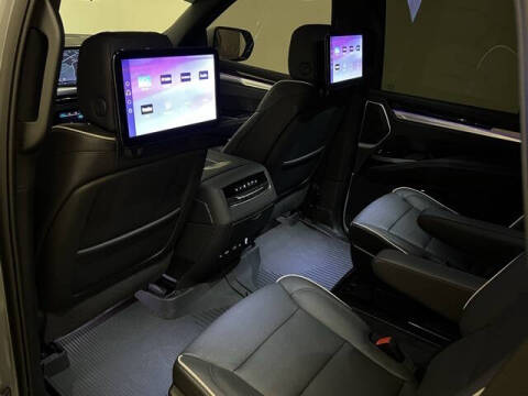 2025 Cadillac Escalade Sport