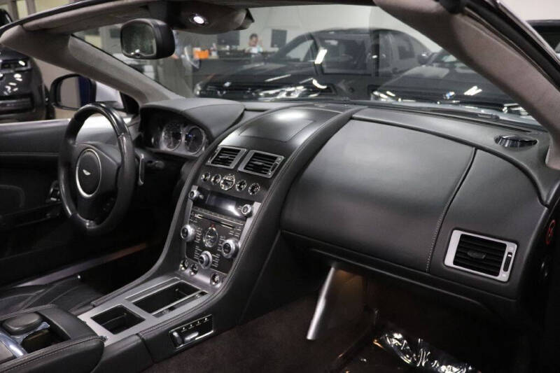 2013 Aston Martin DB9 Volante