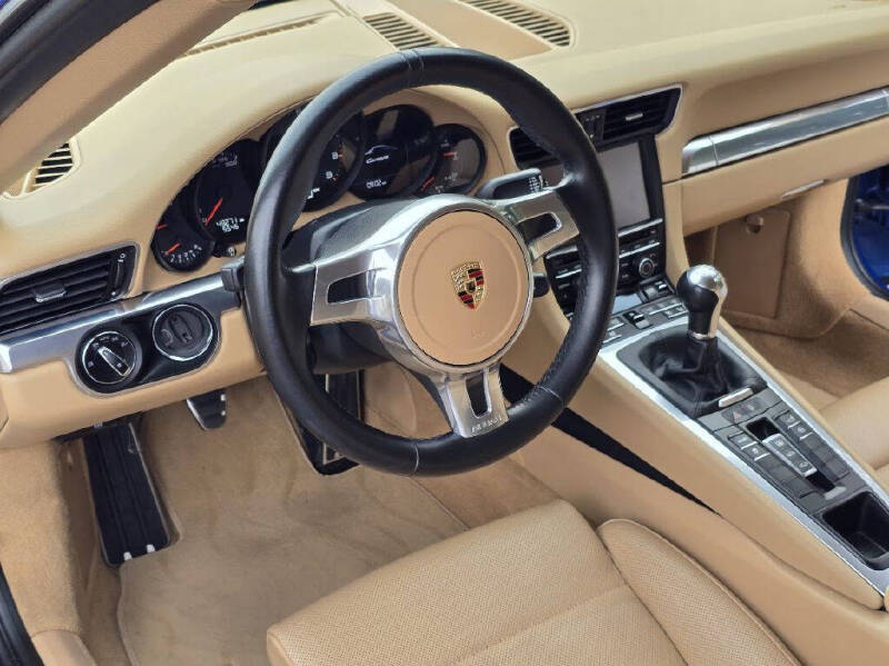 2014 Porsche 911 Carrera