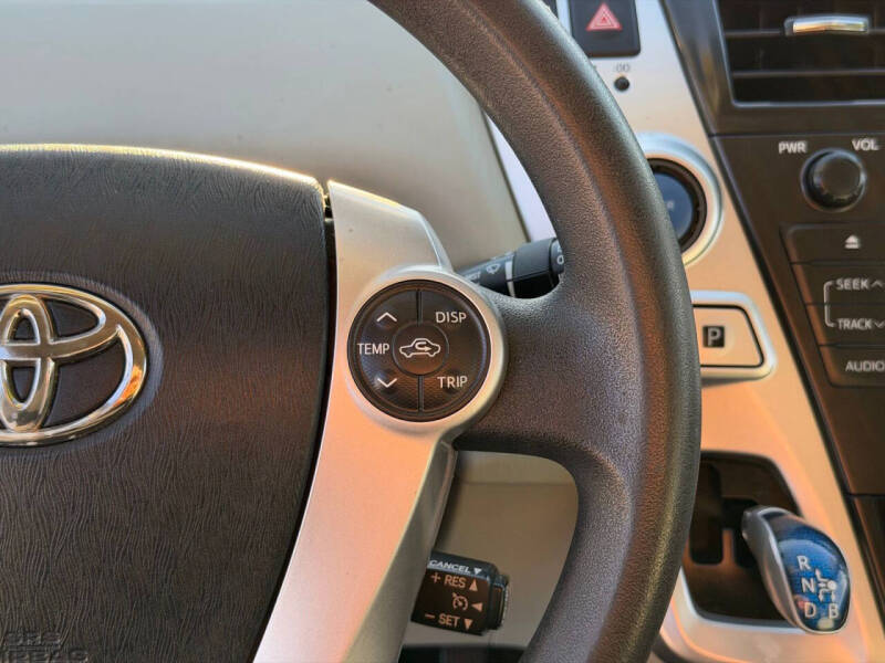 2012 Toyota Prius v Two